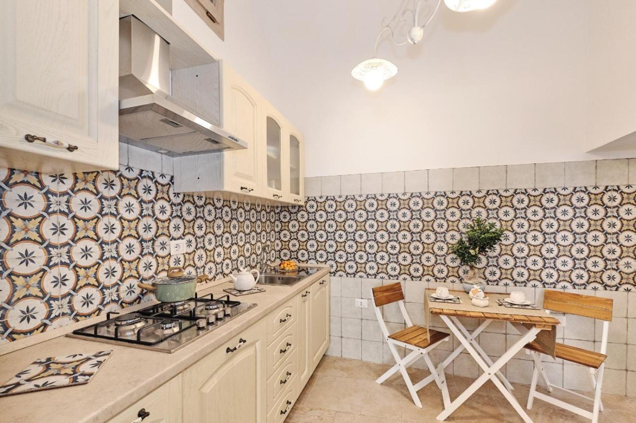 Signuria Apartment Gallipoli Bagian luar foto